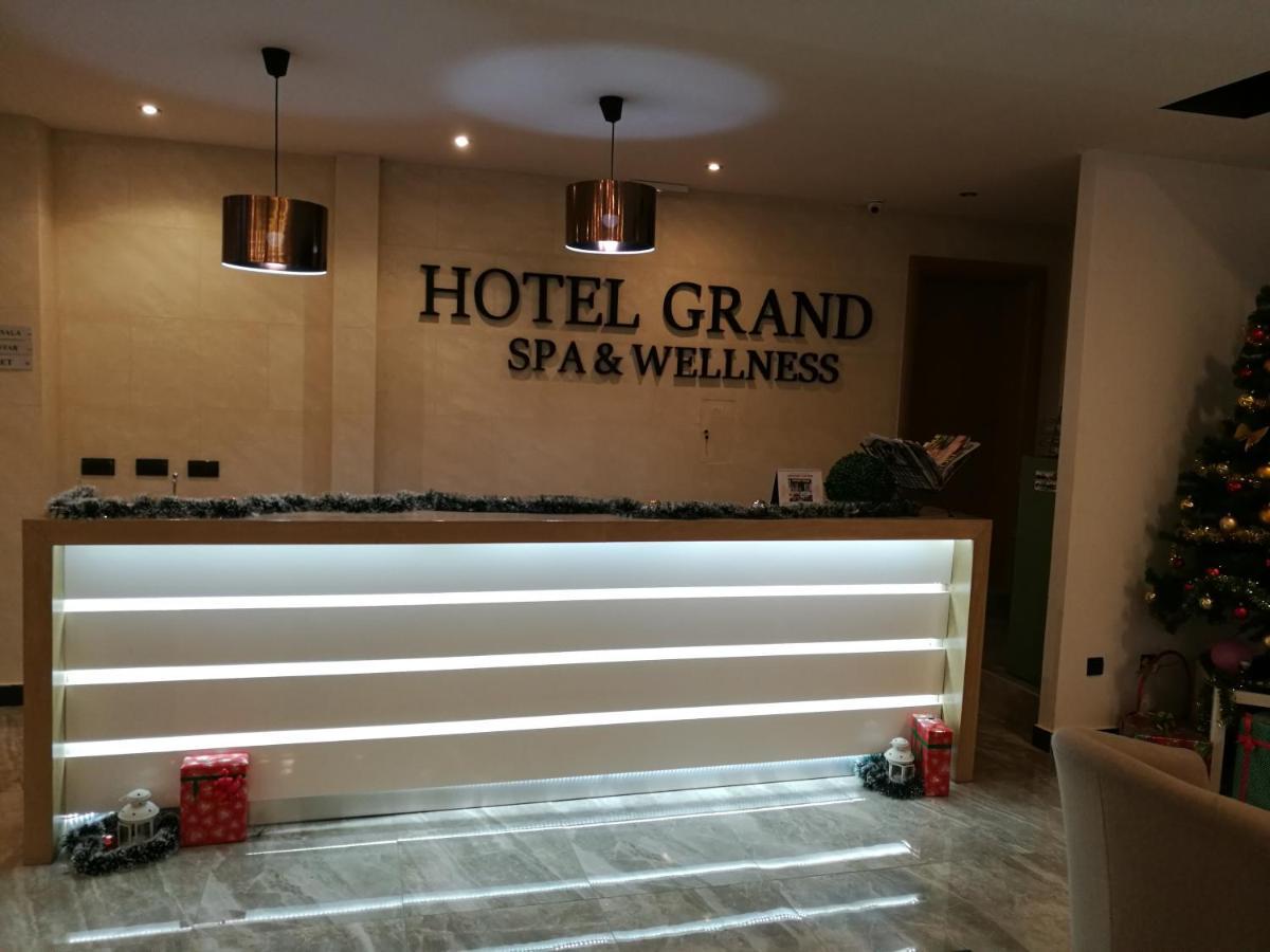 Spa Hotel Grand Krupanj Exteriör bild