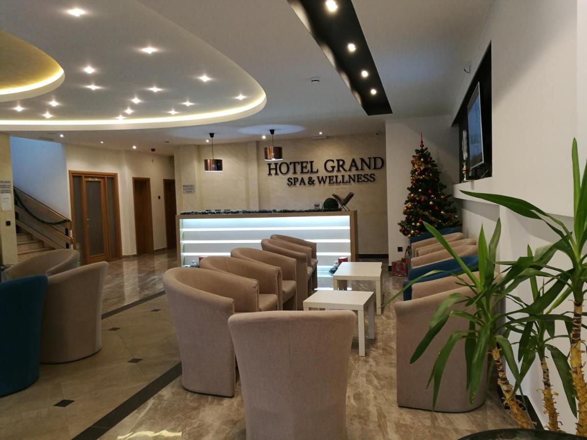 Spa Hotel Grand Krupanj Exteriör bild